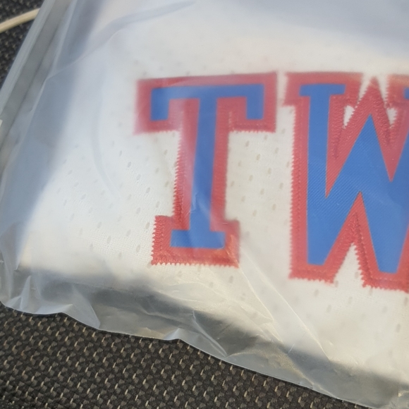 NEW Tweety Bird Space Jam Jersey Tune Squad - Picture 6 of 6